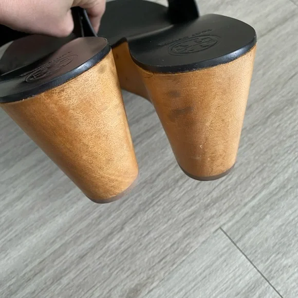 Tory Burch Logo Wood Wedge Slip-on Sandals~ 9 - Picture 6 of 8